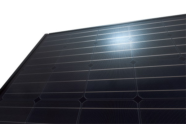 Panasonic HIT All-Black Kuro N320K solar panel (320 W / 19.1 %)